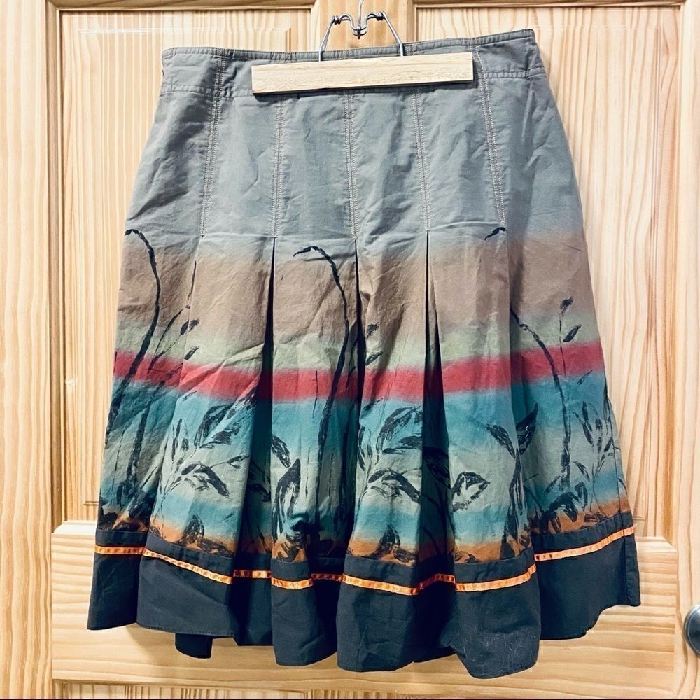 DKNY brown pleated print cotton knee length skirt
